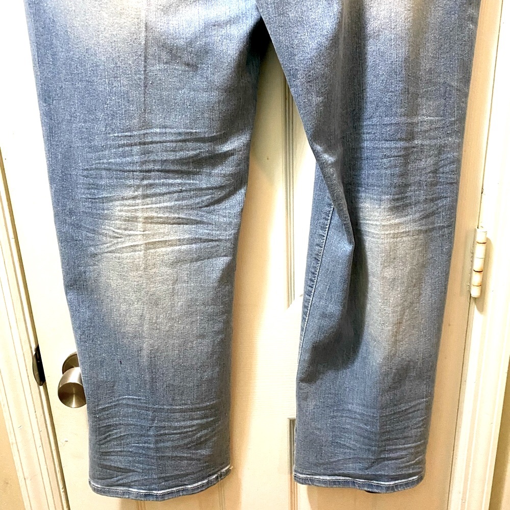 Men Jeans - Picture 6 of 7